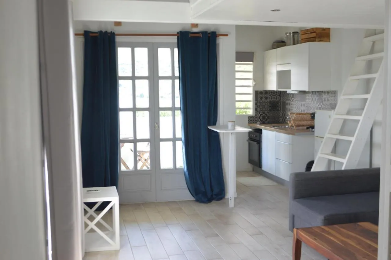 Apartment Lost In Paradise Cul de Sac